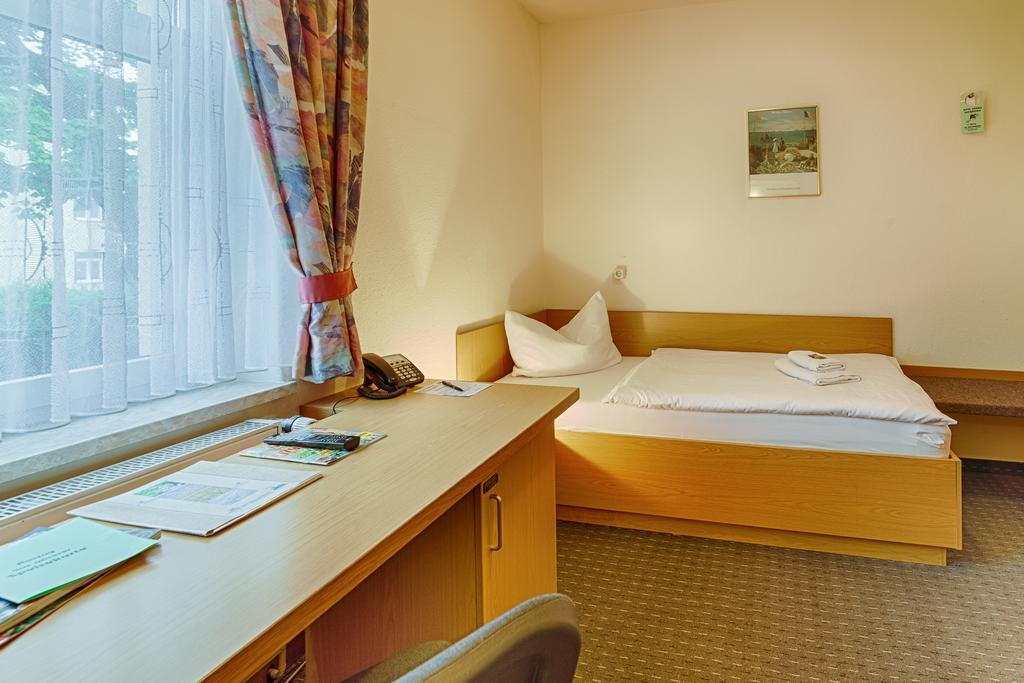 Hotel Am Galgenberg ゲーラ エクステリア 写真