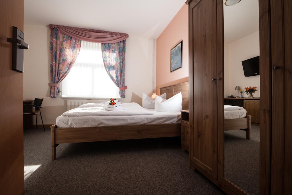 Hotel Am Galgenberg ゲーラ エクステリア 写真